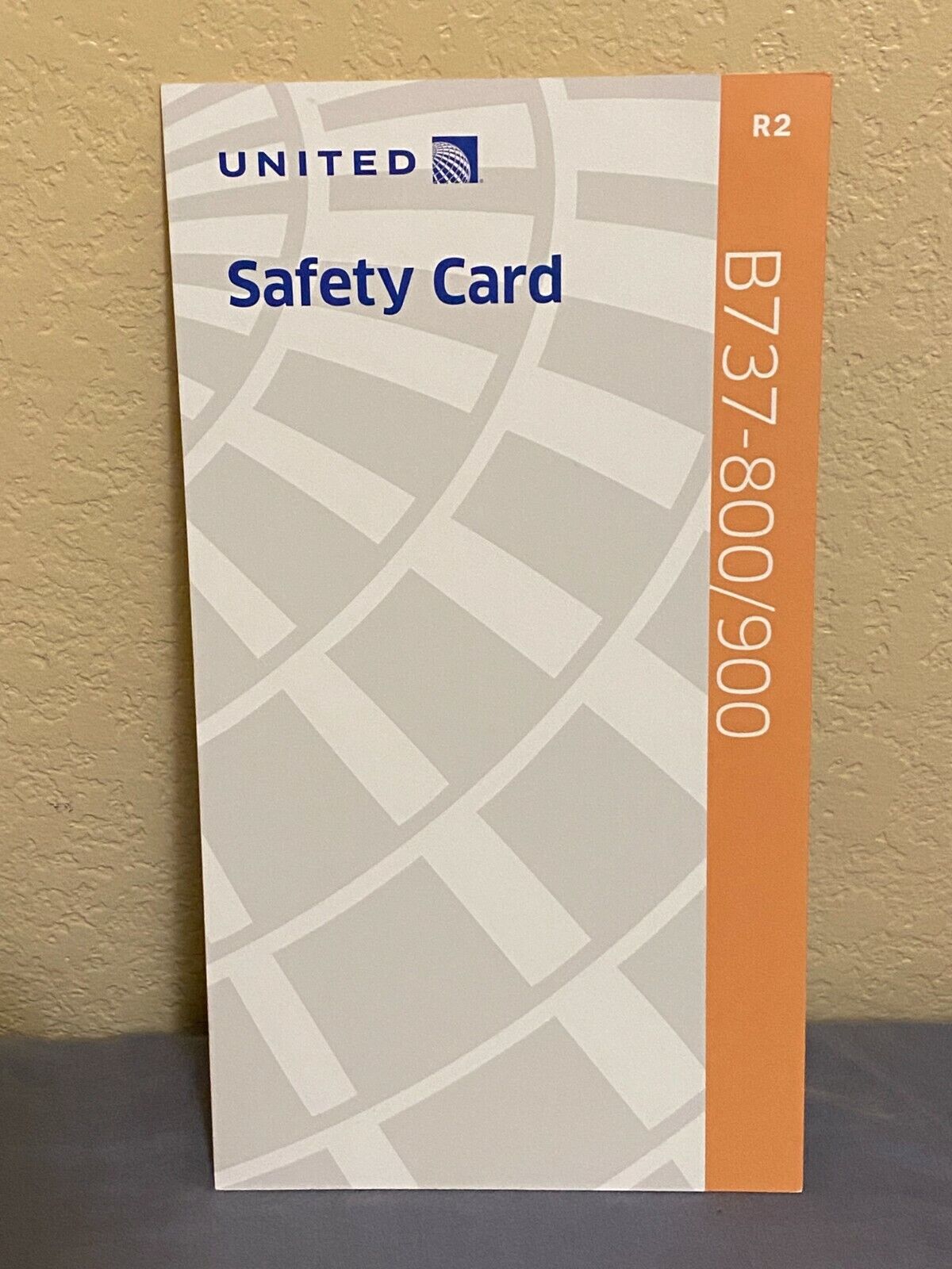 United Airlines Boeing 737 -800/900 Aircraft Passenger Safety Card R2 GREAT 