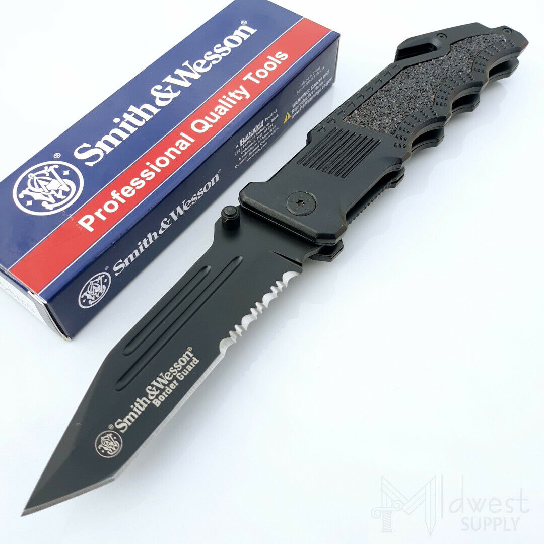 Smith and Wesson Border Guard Folding Knife 4.25\