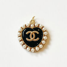 Chanel Designer Button 23mm Button Heart Pearl 1PC Vintage Button picture