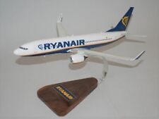 Ryanair Ireland Boeing 737-800 Desk Top Display Jet Model 1/100 SC Airplane New picture