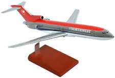 Northwest Airlines Boeing 727-200 Bowling Shoe Desk Top Model 1/100 ES Airplane picture