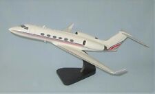 Gulfstream Aerospace G-IV 4 Business Jet Desk Top Display Model 1/46 SC Airplane picture