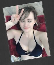 5x7 Pretty Woman Sunbathing V Sign Bikini Cleavage Fine Art Glossy Photo picture