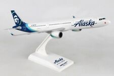 Skymarks SKR982 Alaska Airlines Airbus A321neo New Hue Desk Model 1/150 Airplane picture