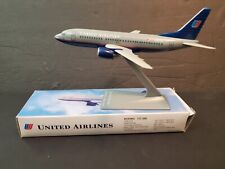 Flight Miniatures United Airlines  Boeing 737-300 Desk Top 1/200 Airplane N301UA picture