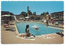  Buena Park CA Farm de Ville Motel at Knott's Berry Farm Postcard California picture