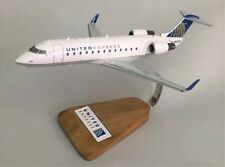 United Express Bombardier CRJ-200 Old Hue Desk Display Model 1/72 SC Airplane picture