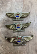 “Future Stewardess” AdvertisinWings Pin Gold Tone Plastic United Airlines / (3) picture