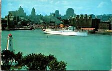 Postcard Canadian Pacific Ocean Liner, Montreal, Canada, City Background picture