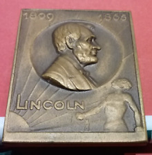 (Pgasteelers1 ) Lincoln-Bronze plaque issued 1929 Chicago Coin Club 51 x 39mm 🌠 picture