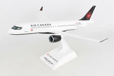 Skymarks SKR1045 Air Canada Airbus A220-300 Desk Display 1/100 Model Airplane picture