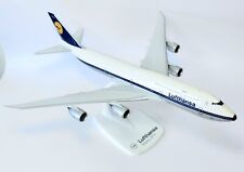 Boeing 747-8 Lufthansa Retro Herpa Snap Fit Collectors Model Scale 1:250 J picture