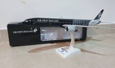 *Rare* Hogan Wings - Air New zealand B777-300ER (ALL BLACK) 1:200 picture
