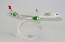 Viva Aerobus Airbus A321neo XA-VBA 1/200 scale desk model NEW PPC picture