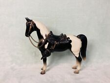 Breyer Classics - Vintage Western Pony - B&W Pinto Reins/Saddle 1:12 Scale picture