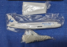 Avion Express plastic A320 plastic model 1:200 aircraft NEW picture