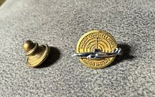 VINTAGE USAF LOCKHEED RADAR CONSTELLATION 2000 HOUR GOLD FILLED 5/8” PIN picture