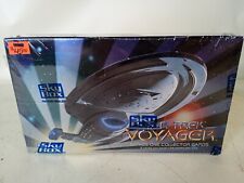 1995 SKYBOX STAR TREK: VOYAGER SEASON ONE SERIES 1 FACTORY SEALED BOX  picture