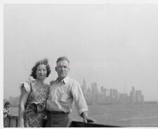 NEW YORK CITY VIEW Vintage FOUND PHOTO Black And White Snapshot 39 LA 84 R picture