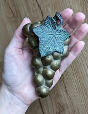 VINTAGE Mid Century Modern Brass Bunch of GRAPES Home Decor Accent 5.25
