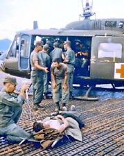 Transport Wounded Soldier Medevac UH1 Huey Helicopter 8x10 Vietnam War Photo 695 picture