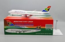 South African Airways B747-300 Reg: ZS-SAU JC Wings 1:200 Diecast XX20007 (E+) picture