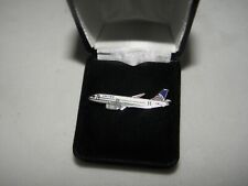 UNITED AIRLINES A320 AIRBUS AIRPLANE TACK PIN CONTINENTAL PILOT CHRISTMAS GIFT  picture