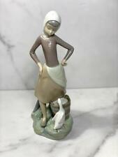 Retired Llardo Porcelain Figurine 