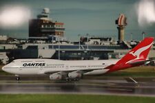 1/200 Hogan Qantas B 747-400 picture