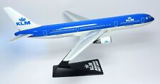Boeing 767-300 KLM Royal Dutch Airlines Snap Fit Collectors Models Scale 1:250 picture