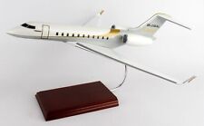 Bombardier Global 5000 Business Private Jet Desk Display Model 1/55 ES Airplane picture
