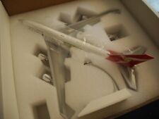 Extremely RARE JC Wings INFLIGHT Boeing 747 QANTAS, Rare Version, 1:200, Retired picture