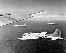 USAAF Boeing B-17F Flying Fortress Bombers in flight 8x10 WWII Photo 789 picture
