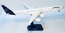 Airbus A340-600 Lufthansa Premium Limox / Hogan Collectors Model Scale 1:200 G picture